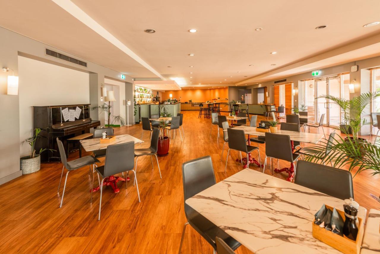 The Continental Hotel 布鲁姆 外观 照片